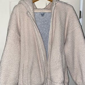 ✨White/cream sherpa✨